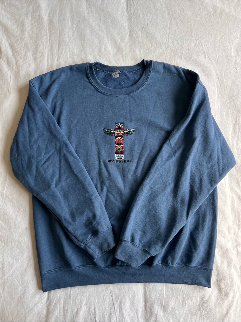 Gildan Vintage Style Vancouver Embroidered Heavy Weight Crewneck sweater